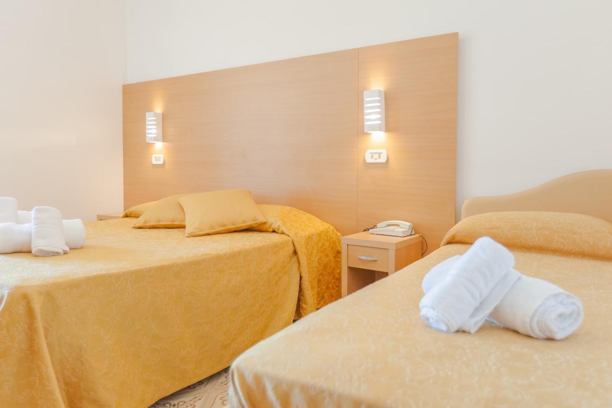 Hotel Patrizia Річчоне Екстер'єр фото