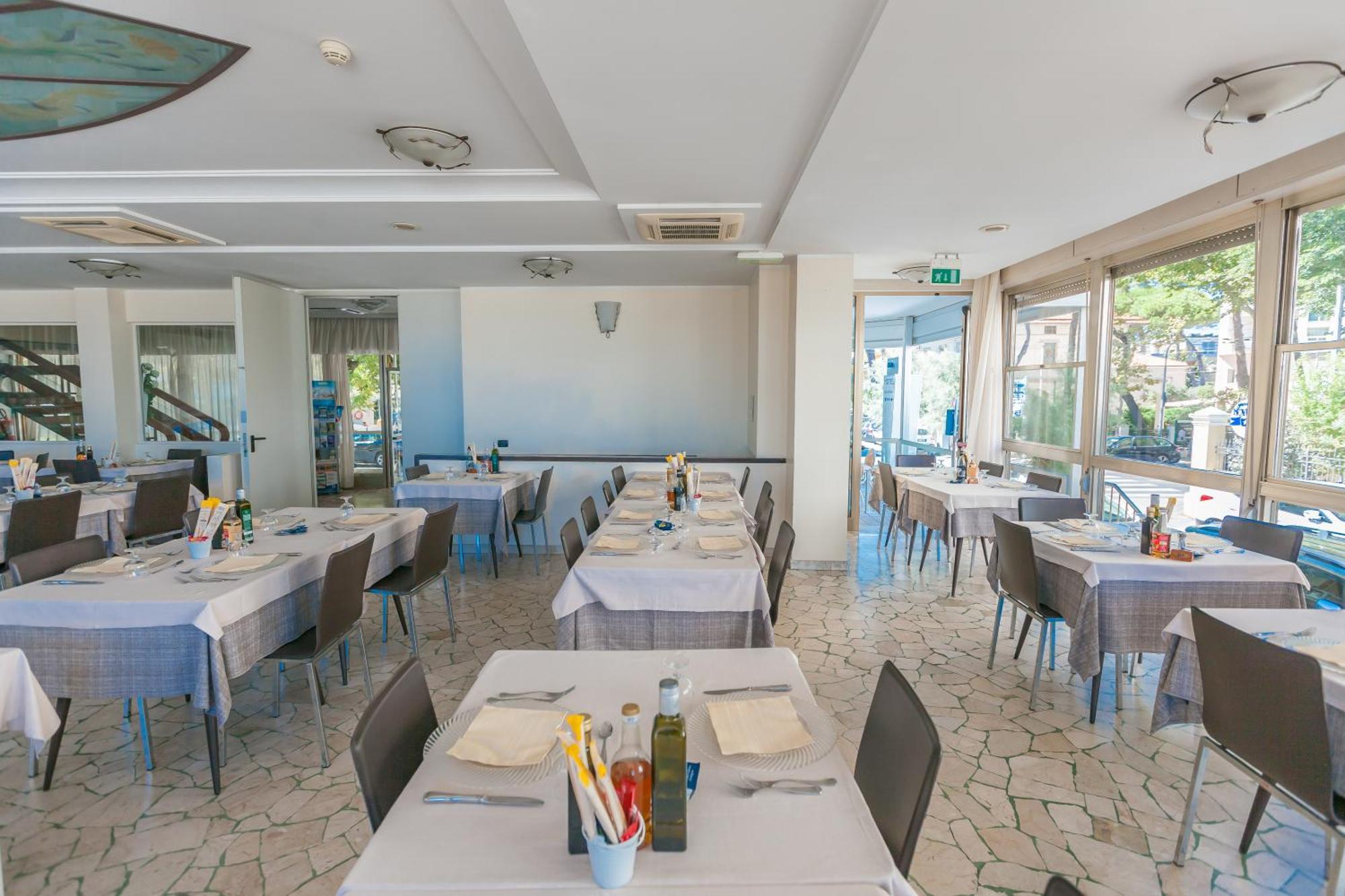 Hotel Patrizia Річчоне Екстер'єр фото