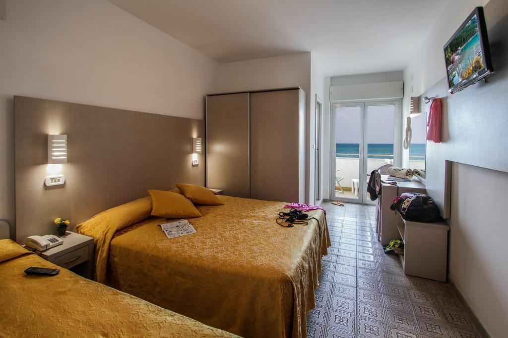 Hotel Patrizia Річчоне Екстер'єр фото